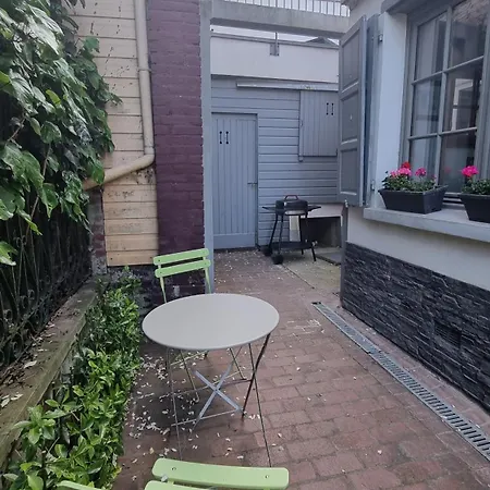 Holiday home Maison Du Quai A Valery Sur Somme Saint-Valery-sur-Somme